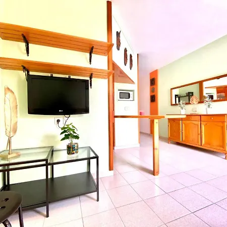 Appartamento Apartamento Vista A La Piscina, Cerca De Playa, Tenerife Sur