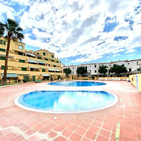 Apartamento Vista A La Piscina, Cerca De Playa, Tenerife Sur Appartamento Costa Del Silencio