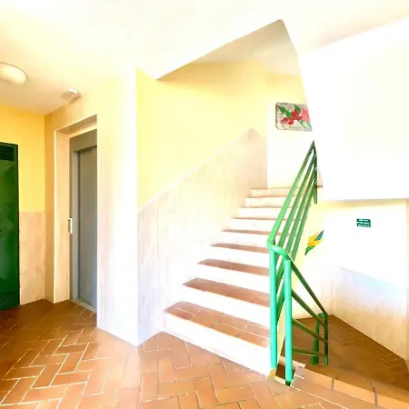 Apartamento Vista A La Piscina, Cerca De Playa, Tenerife Sur Appartamento *