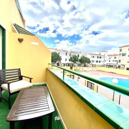 Apartamento Vista A La Piscina, Cerca De Playa, Tenerife Sur Costa Del Silencio